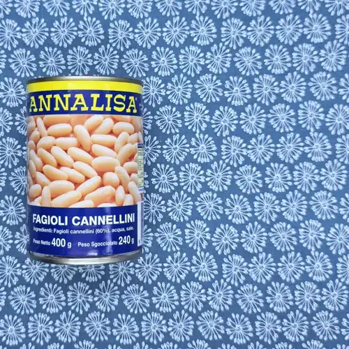 Annalisa Cannellini Beans. Made in Italy. Can made without BPA. 60% cannellini beans. Salted. Fagioli cannellini. Available from Woolworths. Protein 6.9g per 100g. Sodium 292mg per 100g.