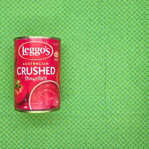 Leggo's Australian Crushed Tomatoes. 4.5 Health star rating. Australian grown tomatoes. Available from Coles, Woolworths, Farmer Jack's and IGA. 63% tomatoes. Sugars 3.2g per 100g. Sodium 41mg per 100g.